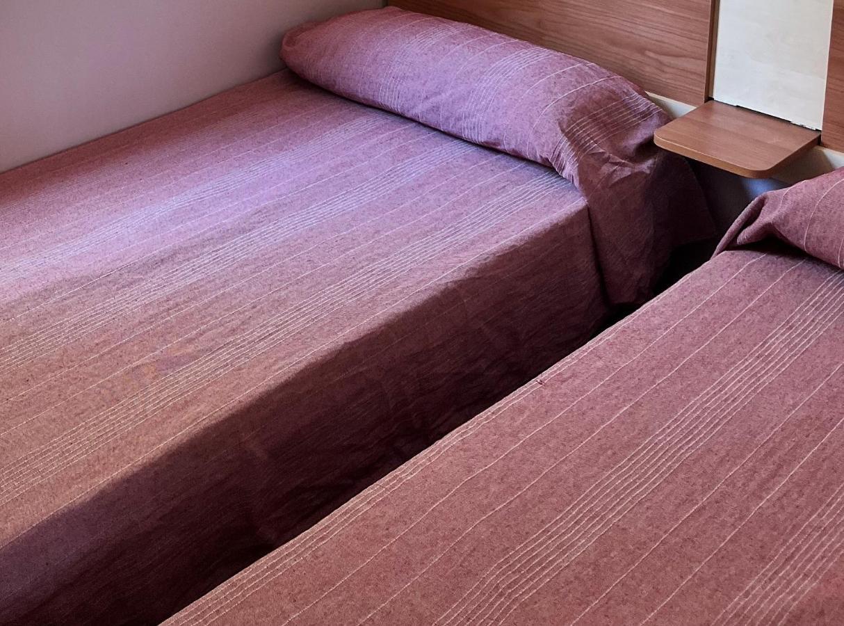 Bungalows Zaragoza Camping Eksteriør bilde